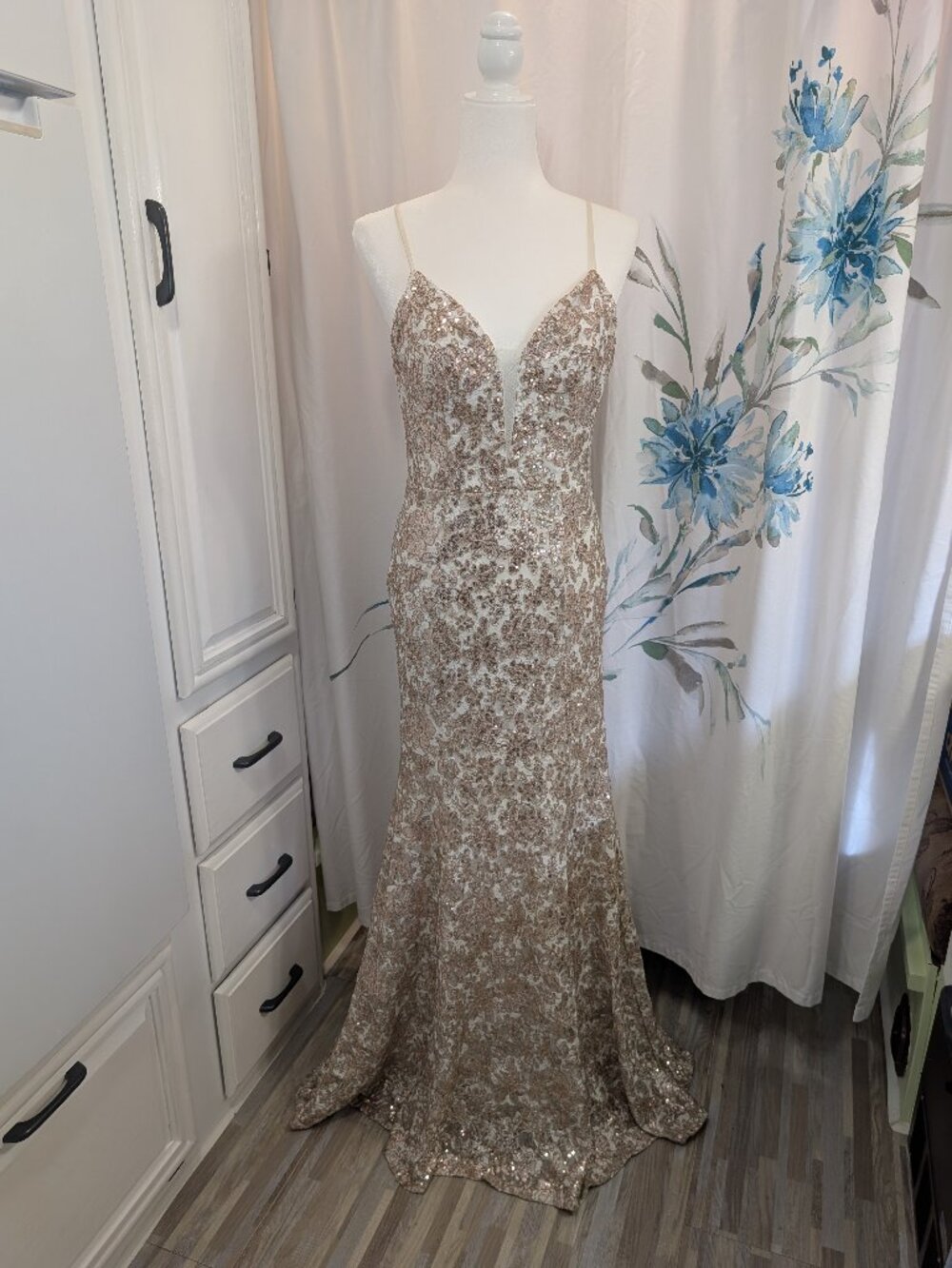 City Studio Champagne Rose Gold Sequin Mermaid Formal Gown Dress Size 11